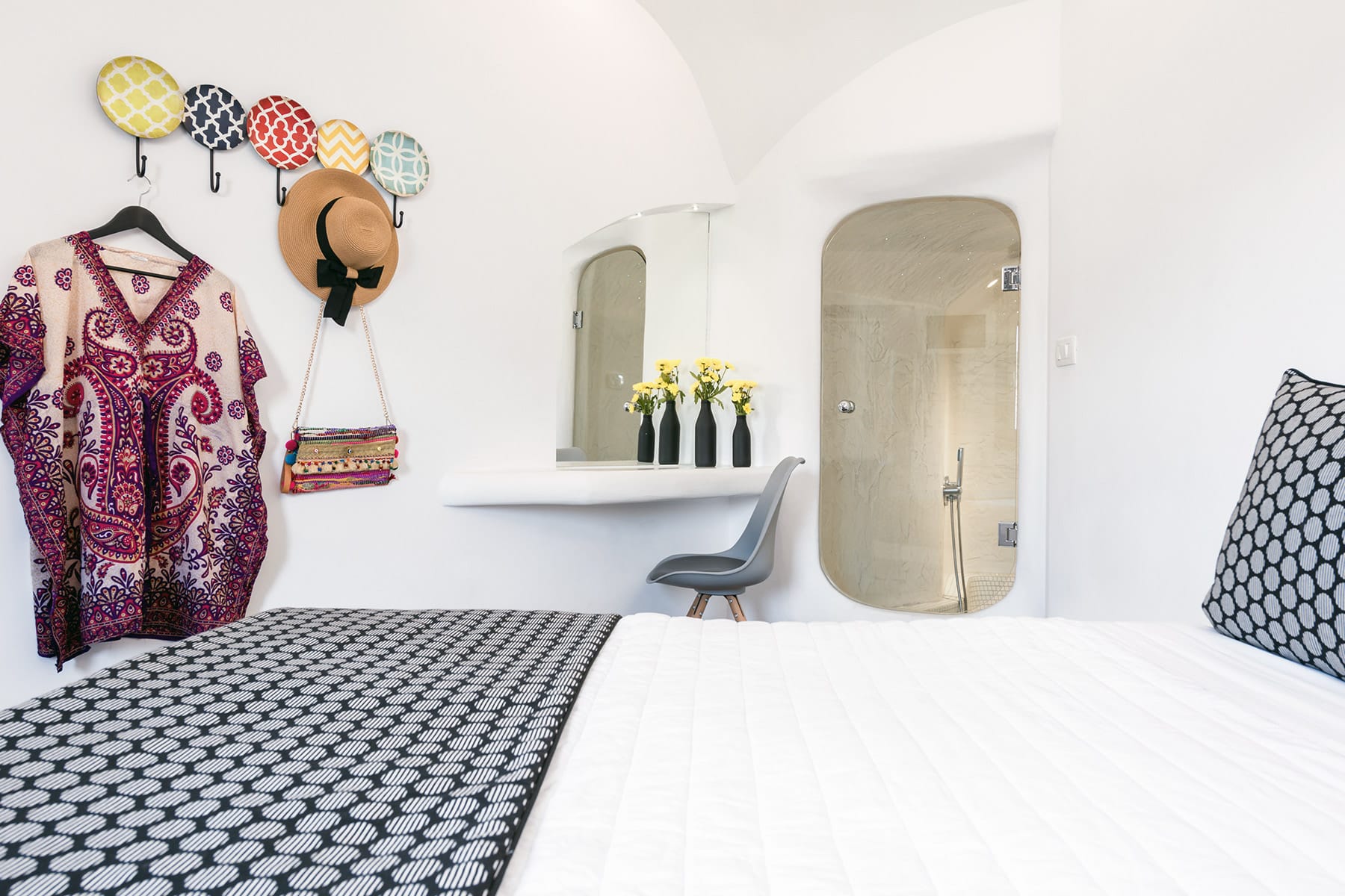 evgenia suites hot tub2