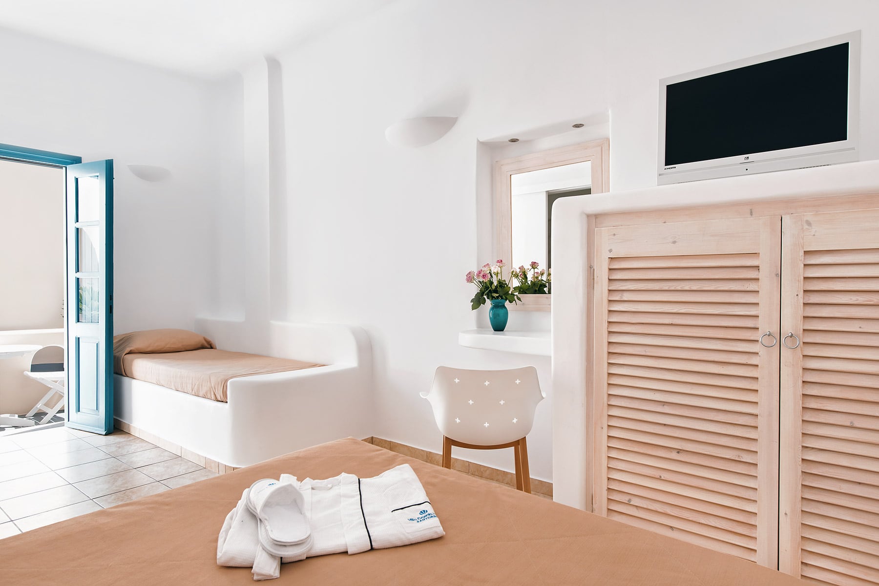 evgenia suites superior suites4